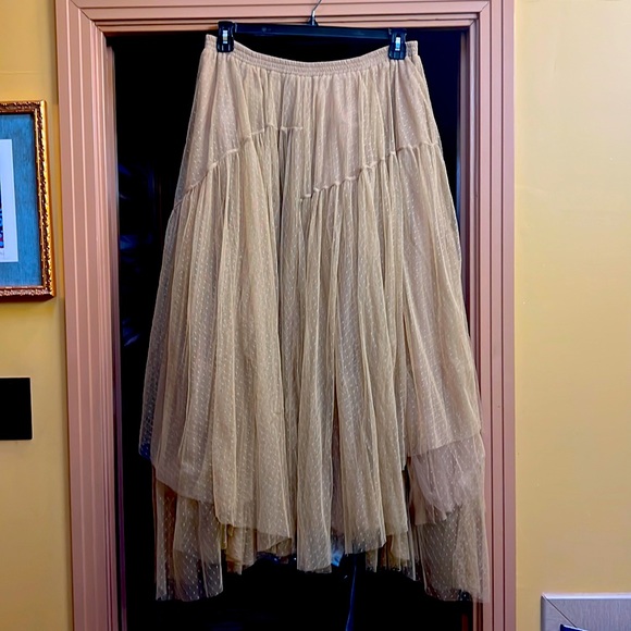 EUC Spell Grace Tulle Skirt - Picture 3 of 6